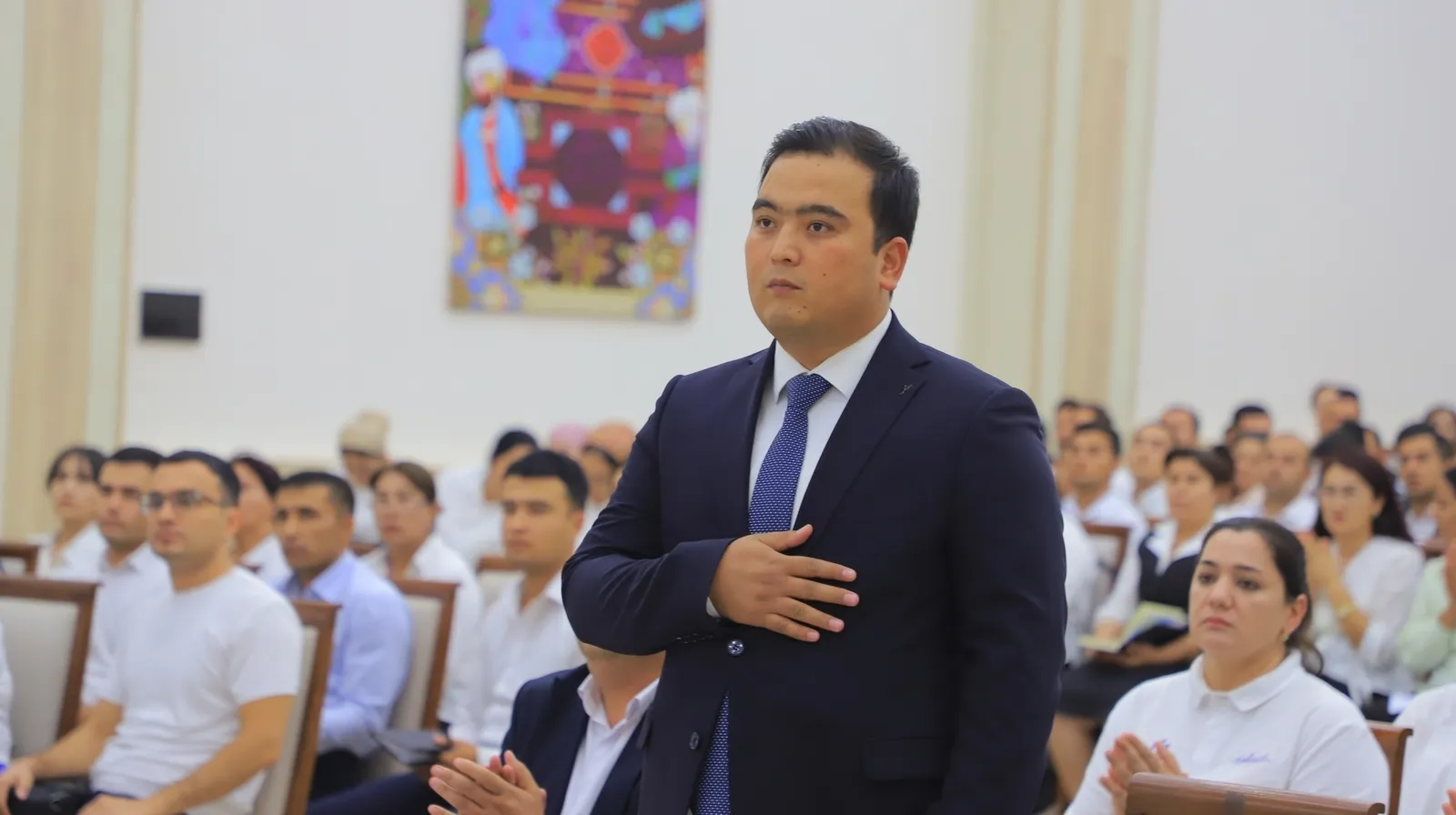 Navoi viloyati «Kelajak markazi»ga yangi direktor tayinlandi